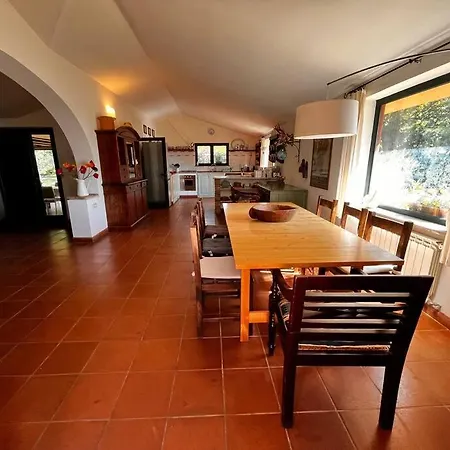 Serrari Nyaraló Eremo